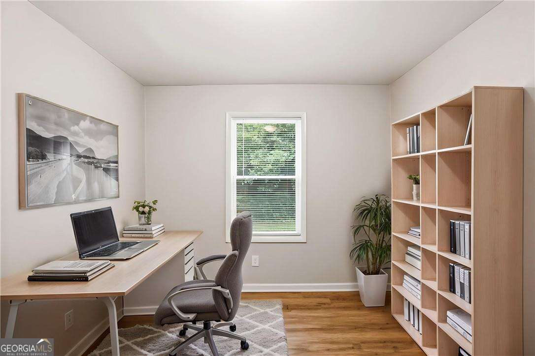 2797 Revere Drive Nw Property Photo 3