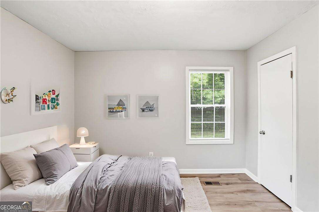 2797 Revere Drive Nw Property Photo 4