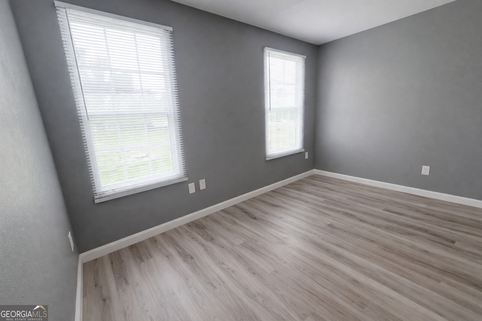 240 Bayberry Drive Property Photo 11