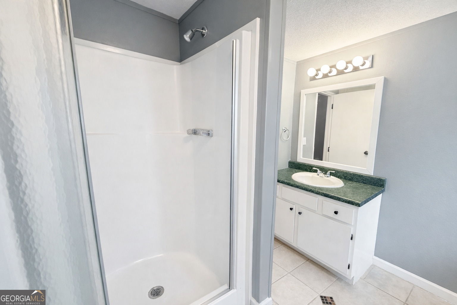 240 Bayberry Drive Property Photo 12