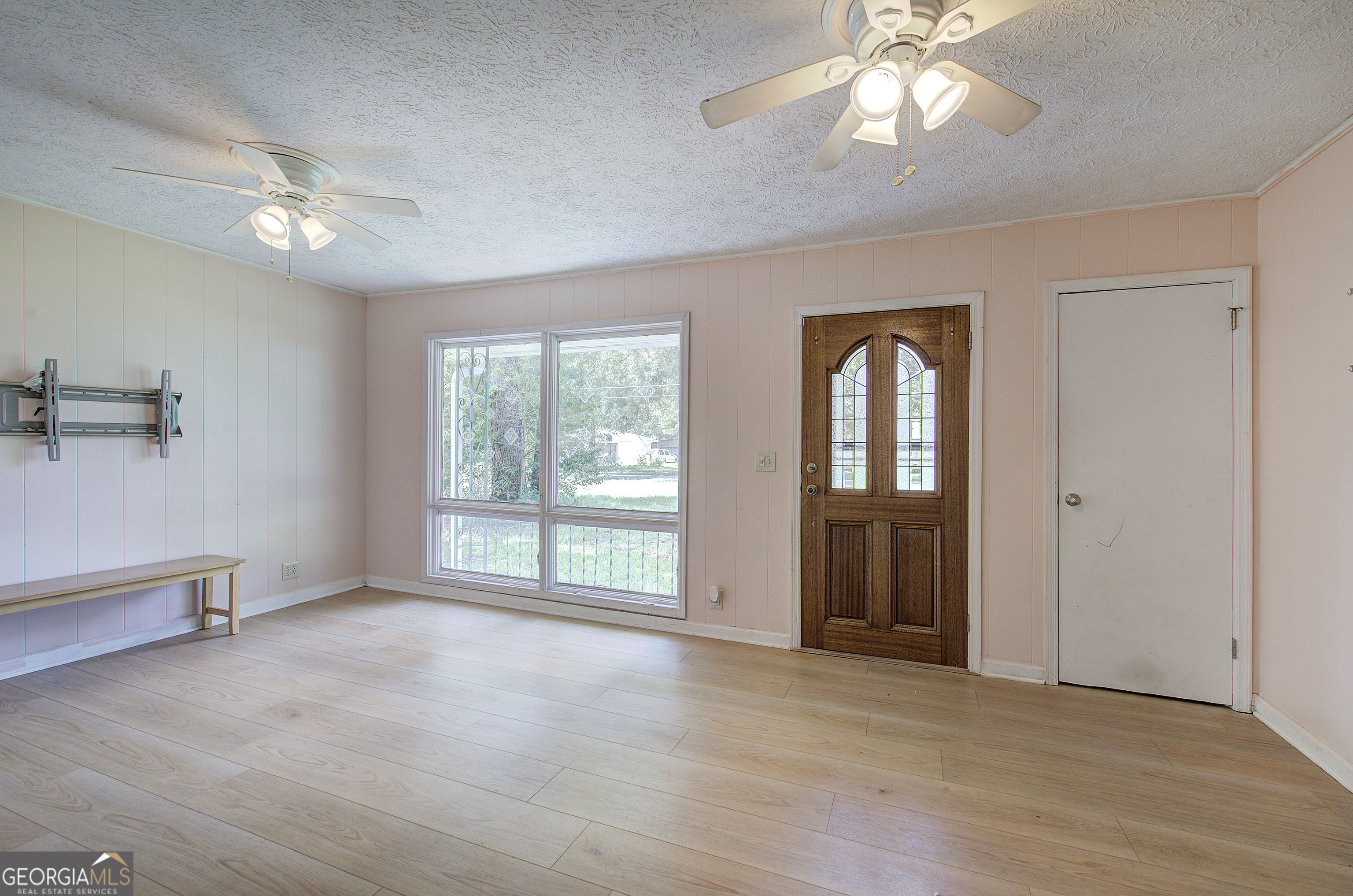 113 Burton Drive Property Photo 4