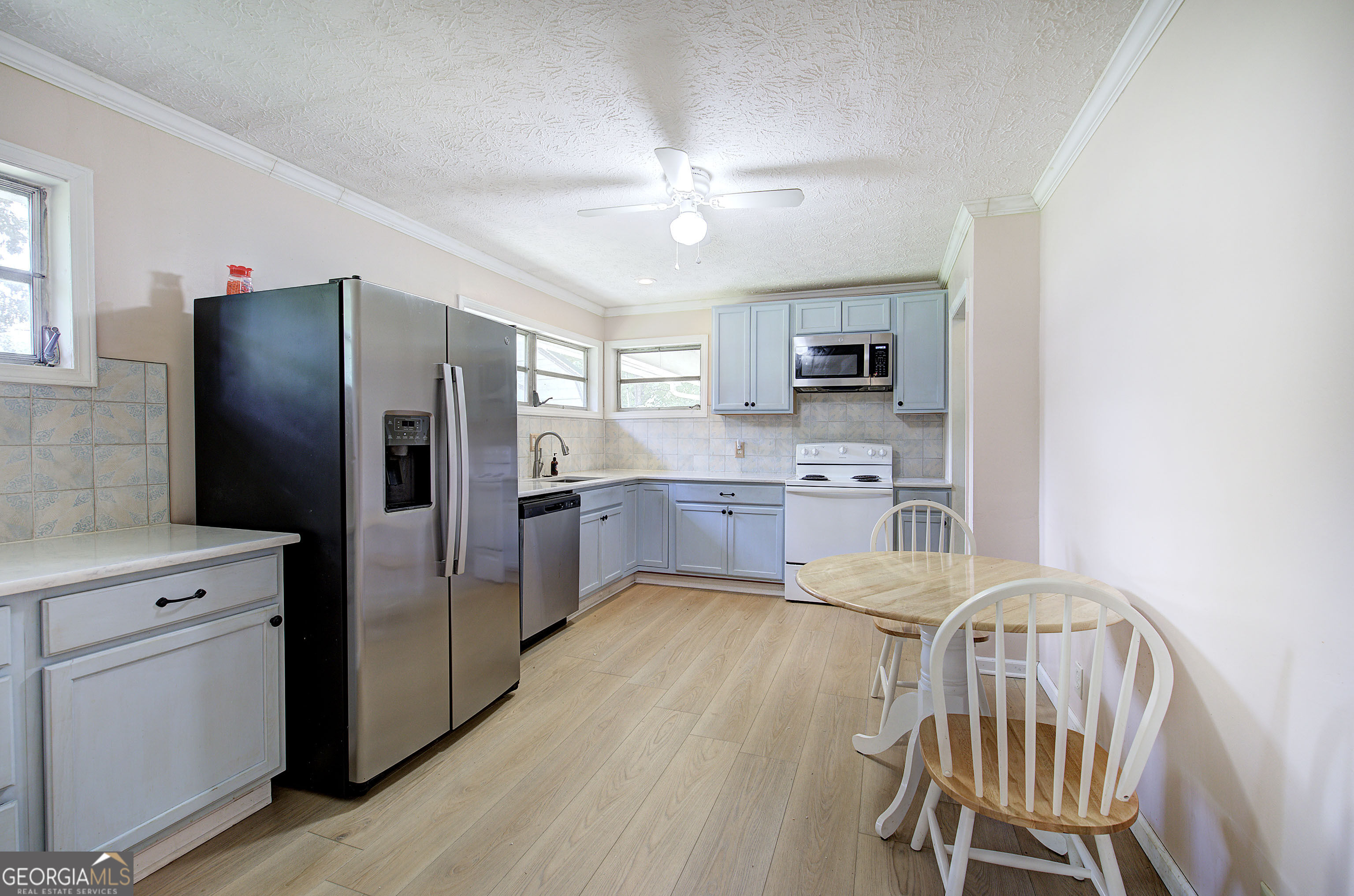 113 Burton Drive Property Photo 6