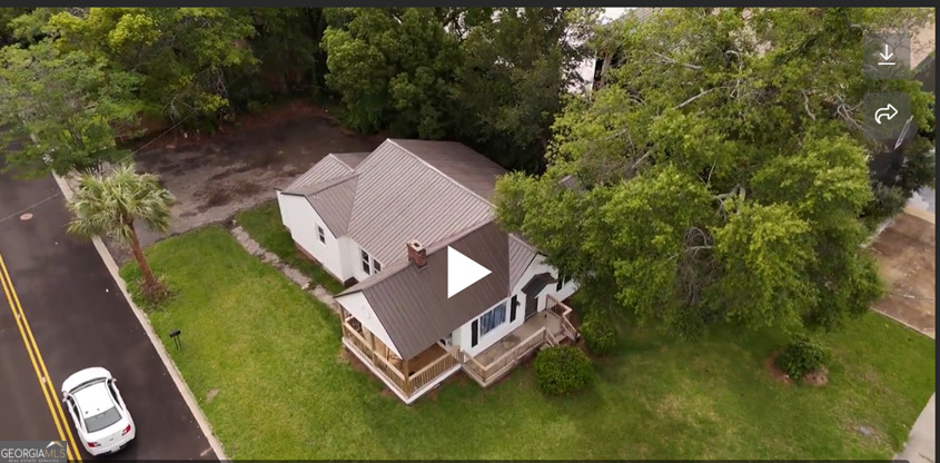 228 Gordon Avenue Property Photo 3