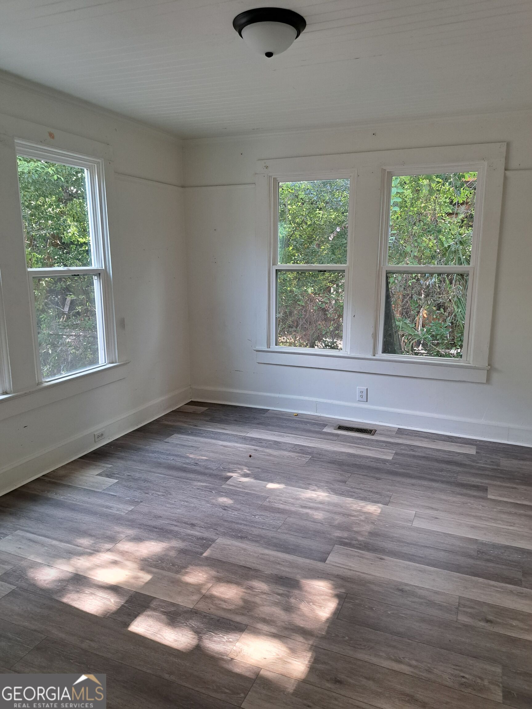228 Gordon Avenue Property Photo 8