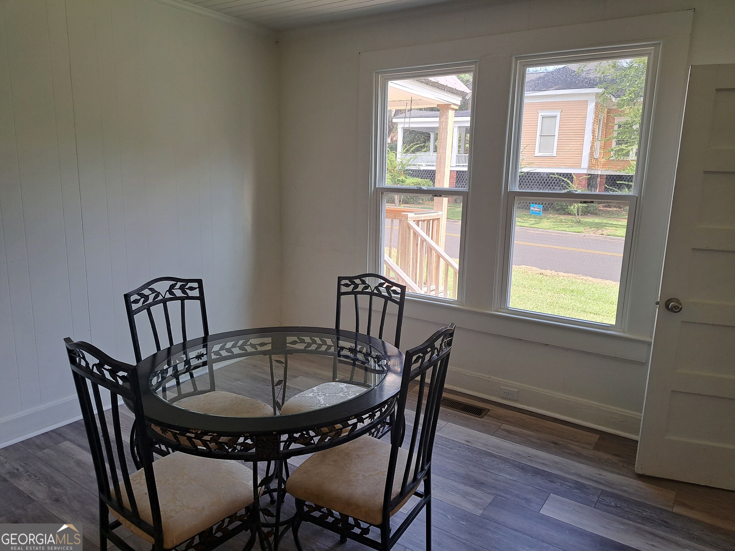 228 Gordon Avenue Property Photo 10