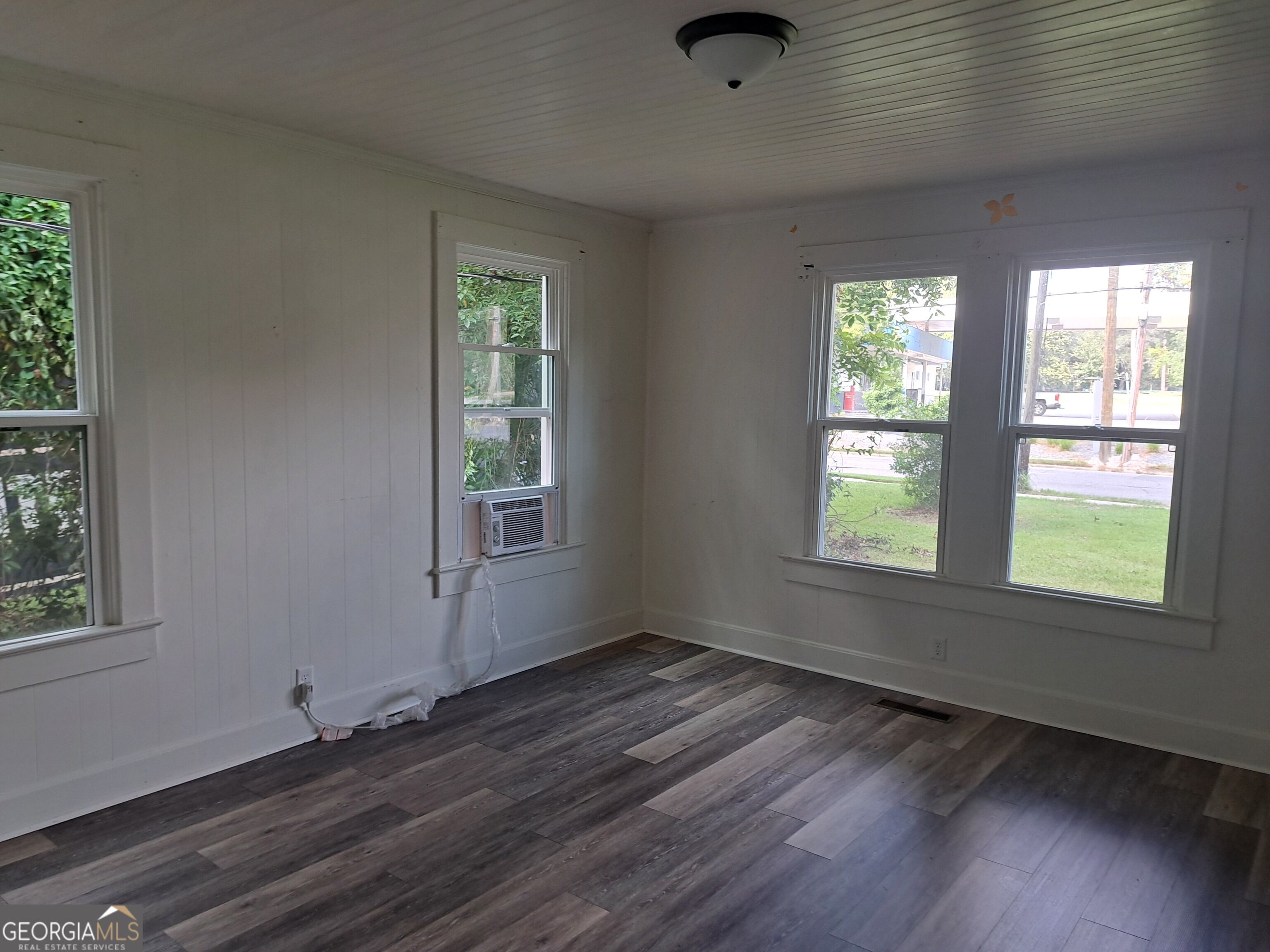 228 Gordon Avenue Property Photo 11