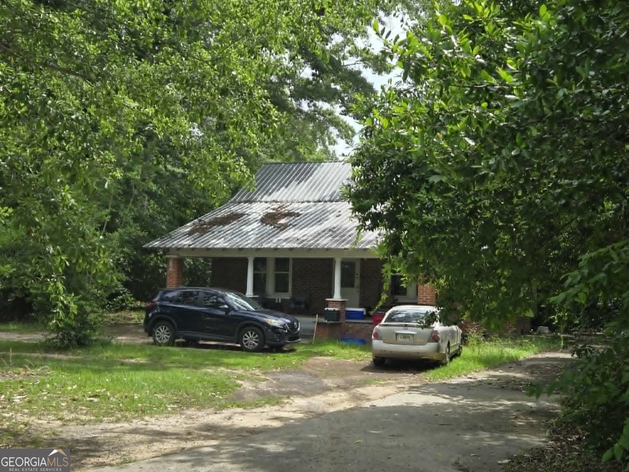 23 S Wood Street Property Photo 1