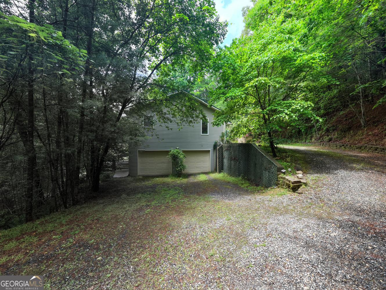 61 Amelia Lane Property Photo 4