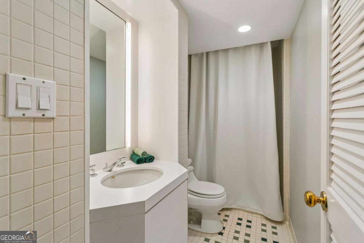681 Upton Road Nw Property Photo 17