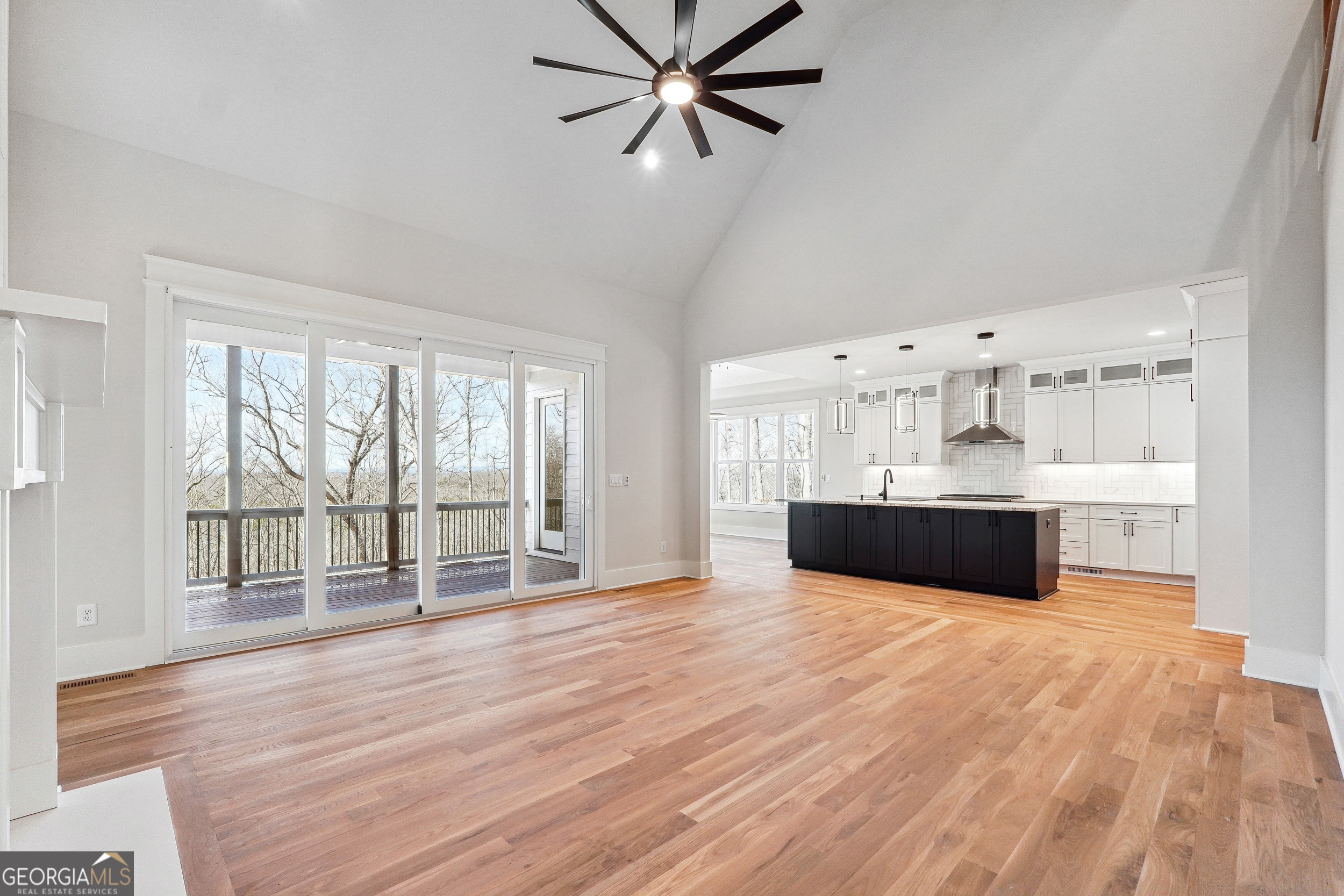 7375 Crestline Drive Property Photo 20