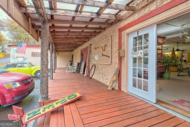 1093 Franklin Street Property Photo 8