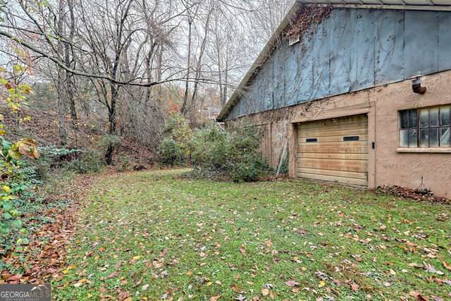 1093 Franklin Street Property Photo 17