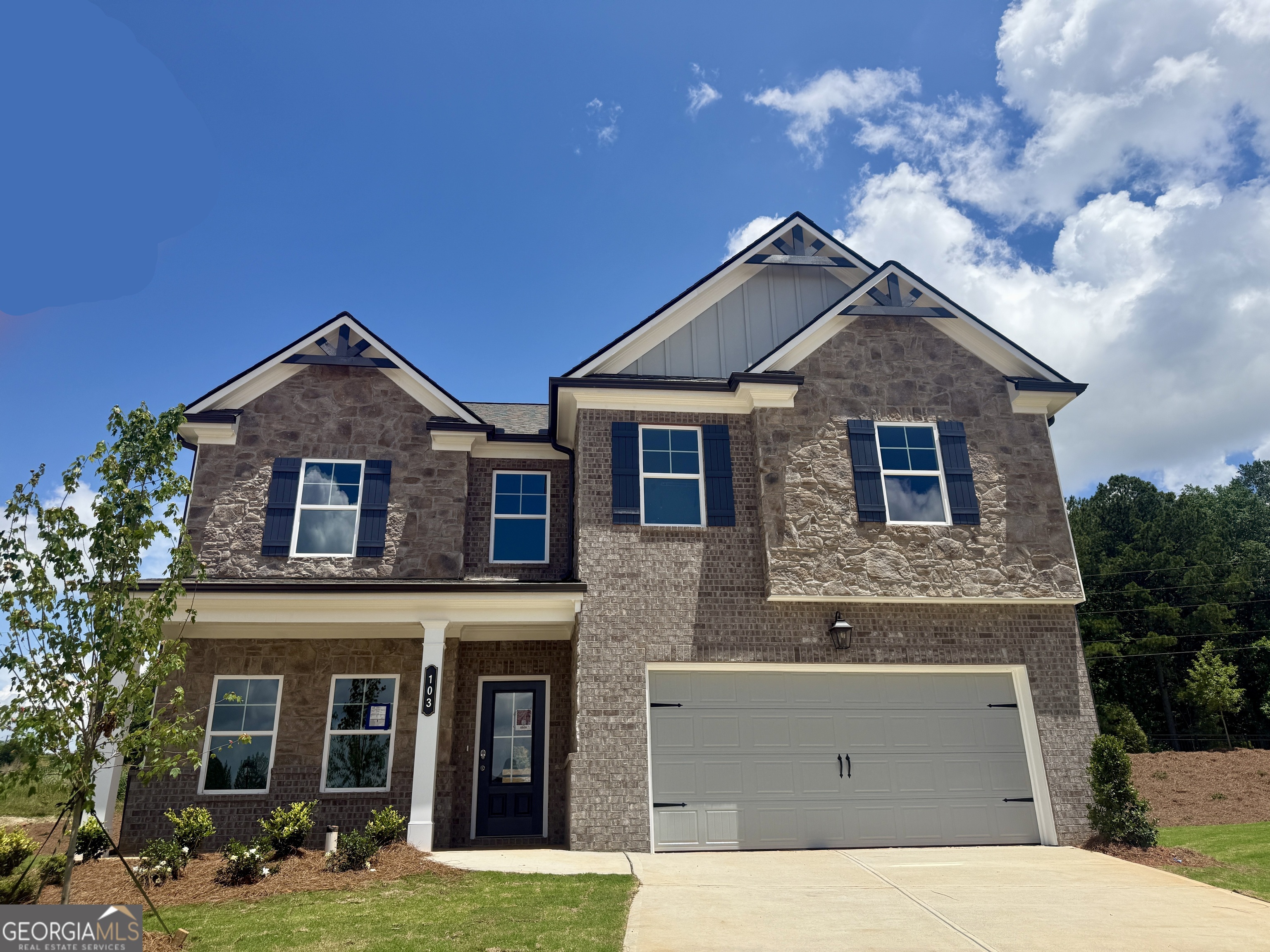 103 Chickadee Court Property Photo 1