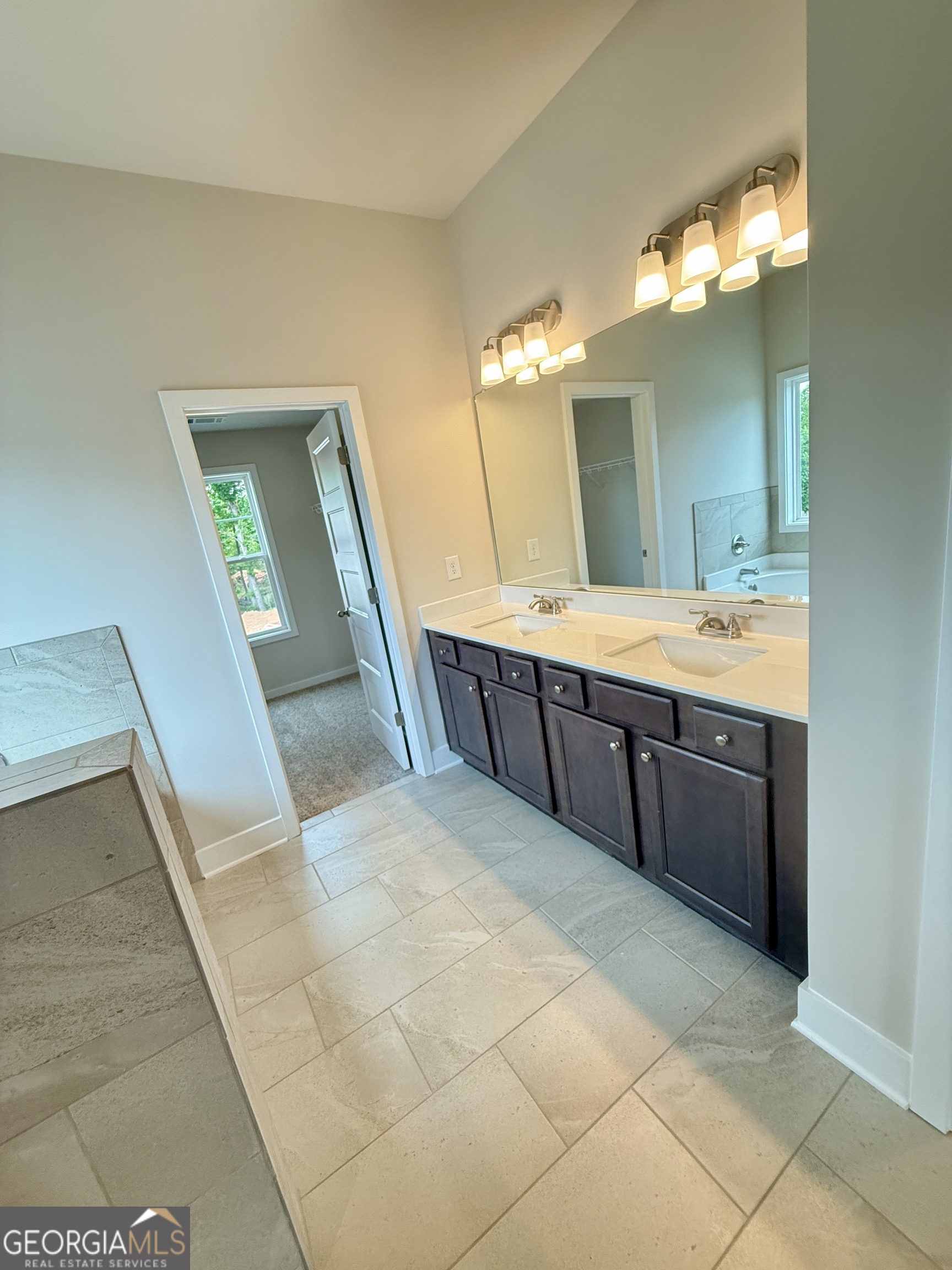 103 Chickadee Court Property Photo 26