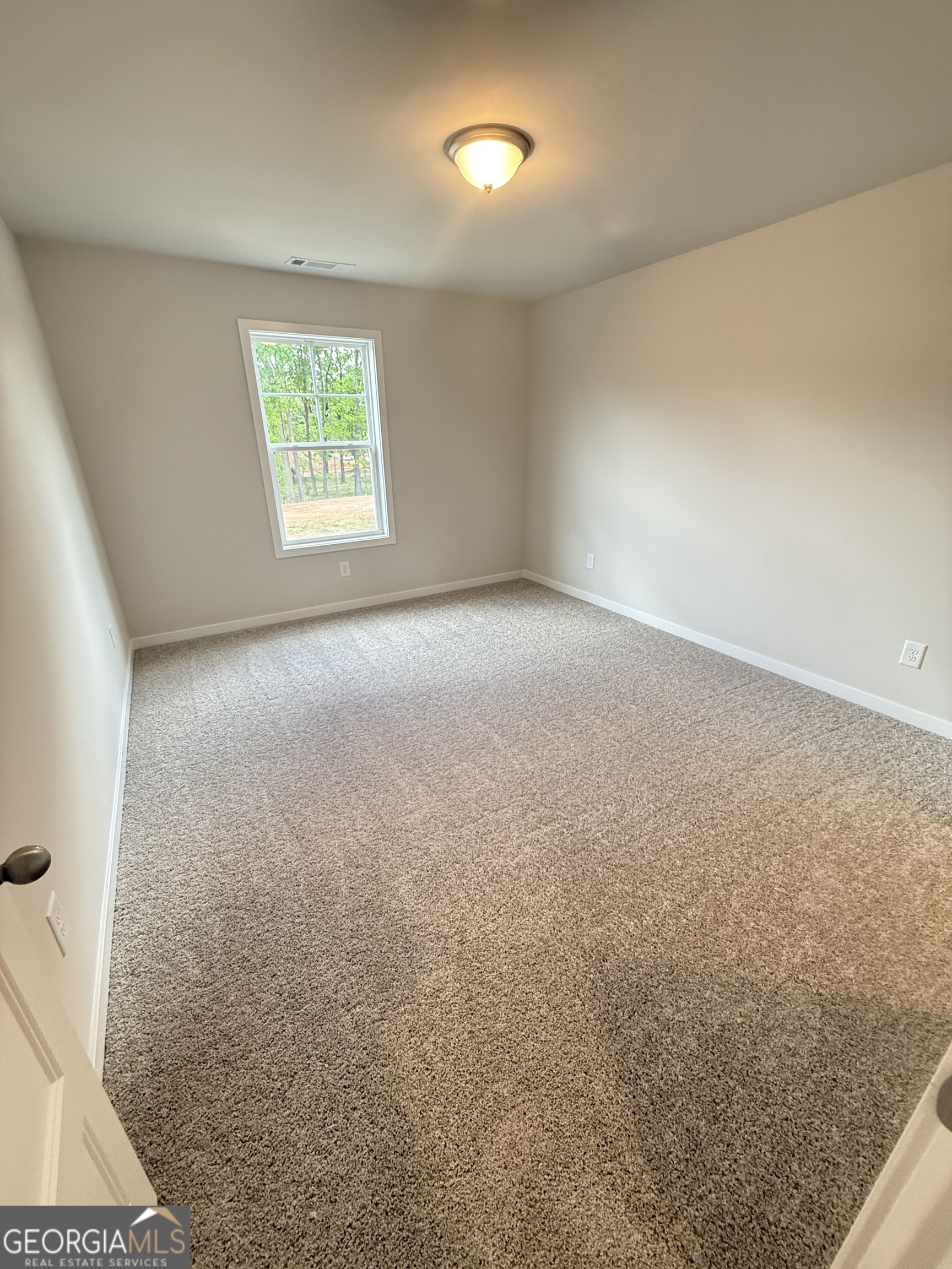 103 Chickadee Court Property Photo 27
