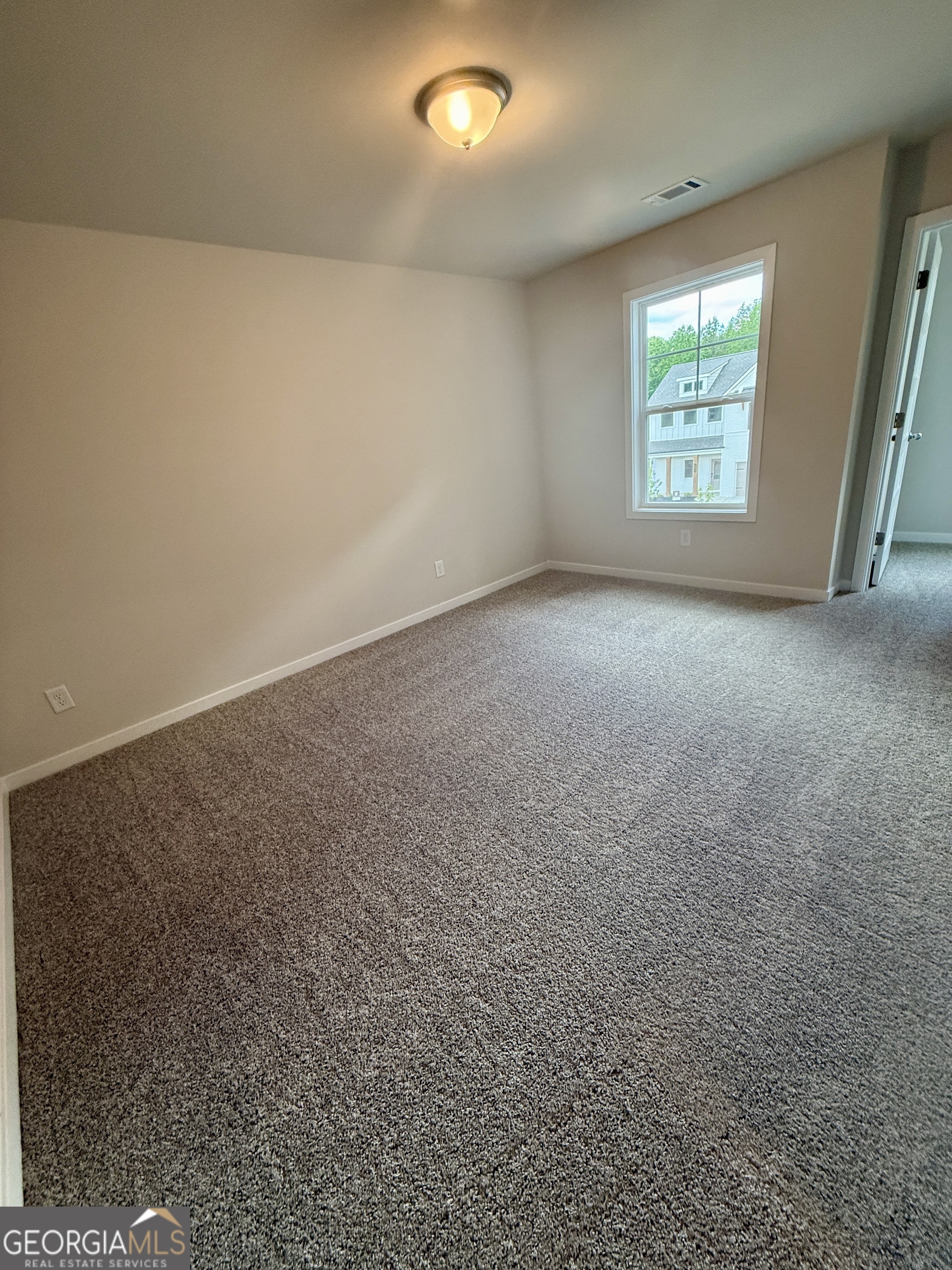 103 Chickadee Court Property Photo 28