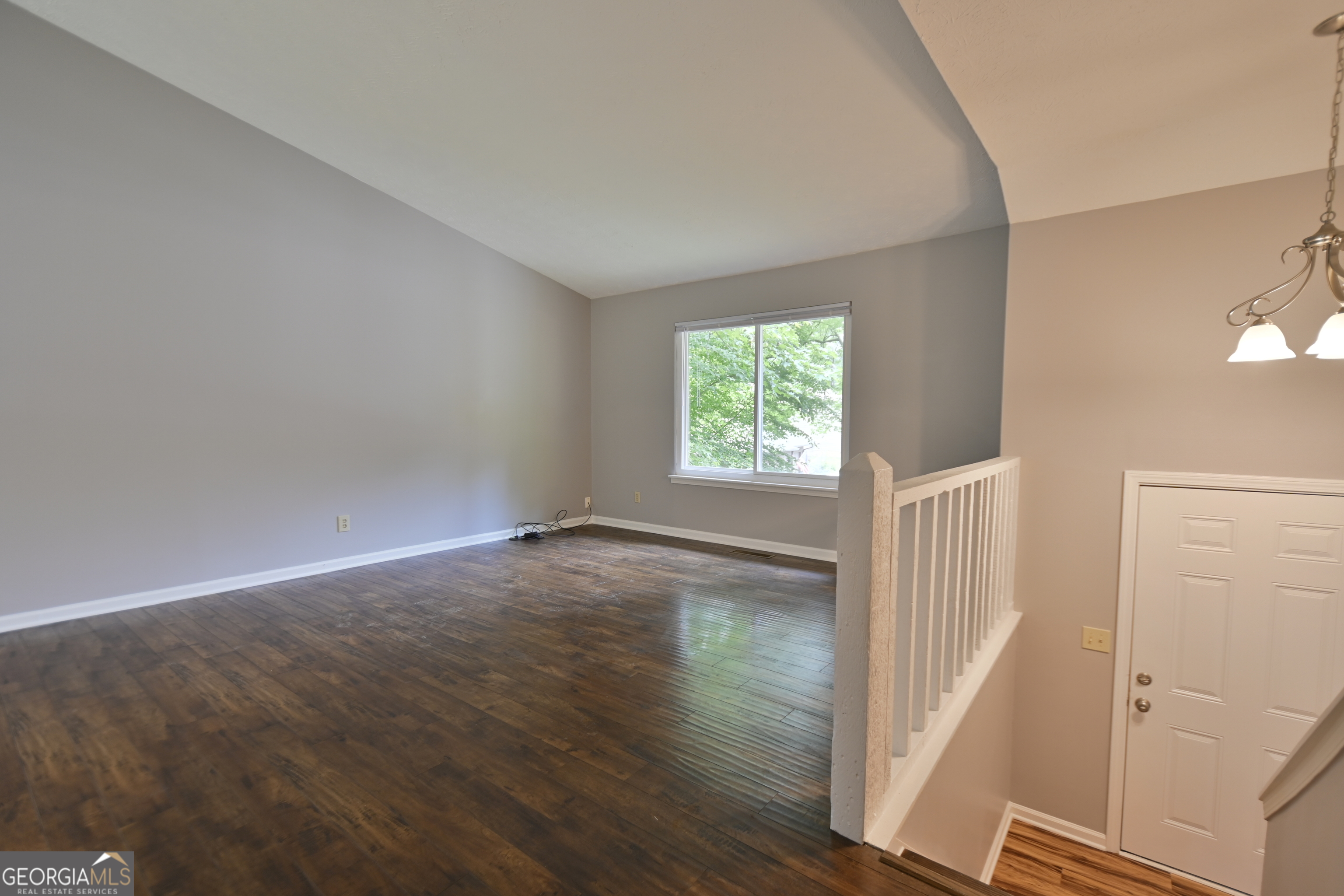 459 Ridgetop Drive Nw Property Photo 3