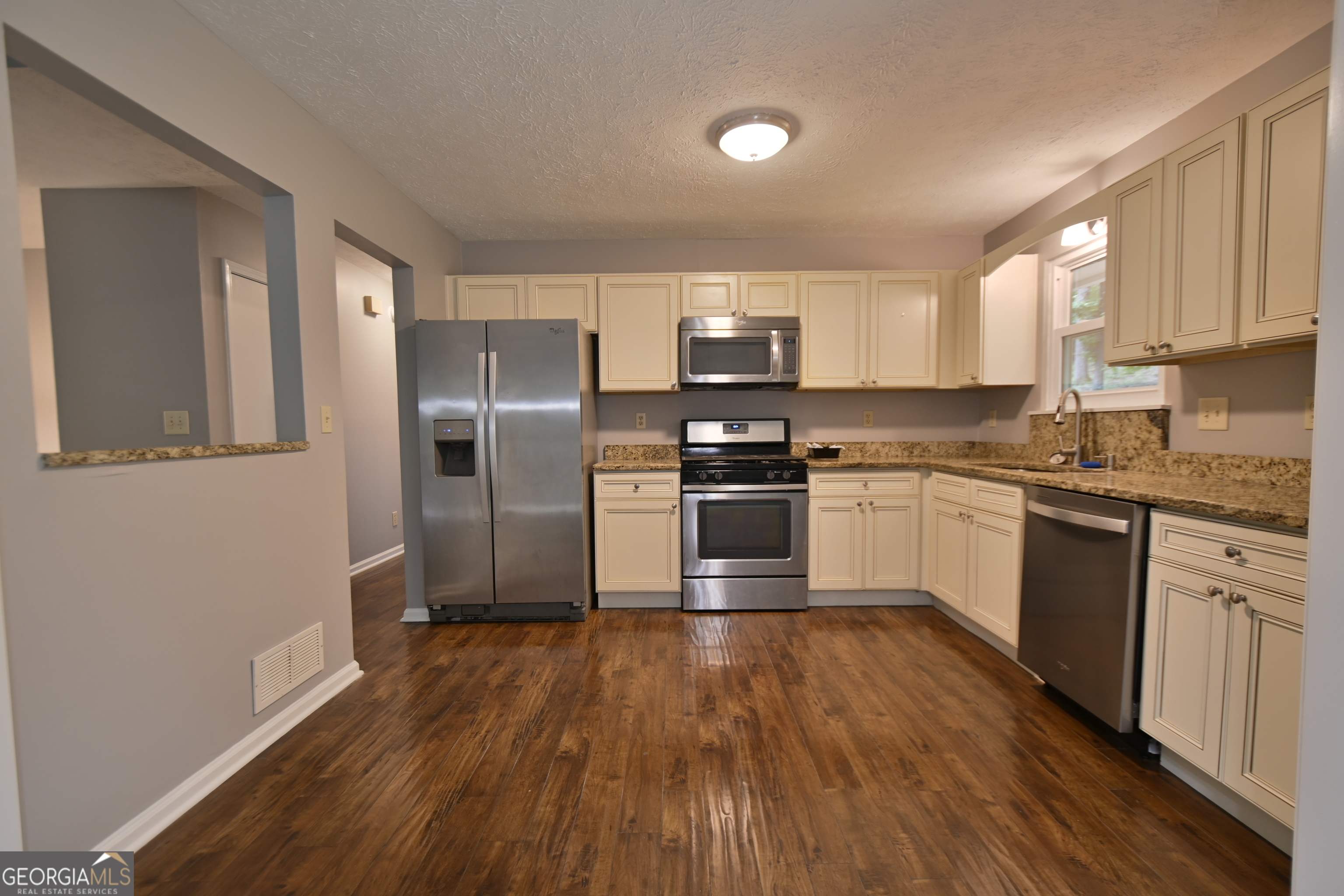 459 Ridgetop Drive Nw Property Photo 7