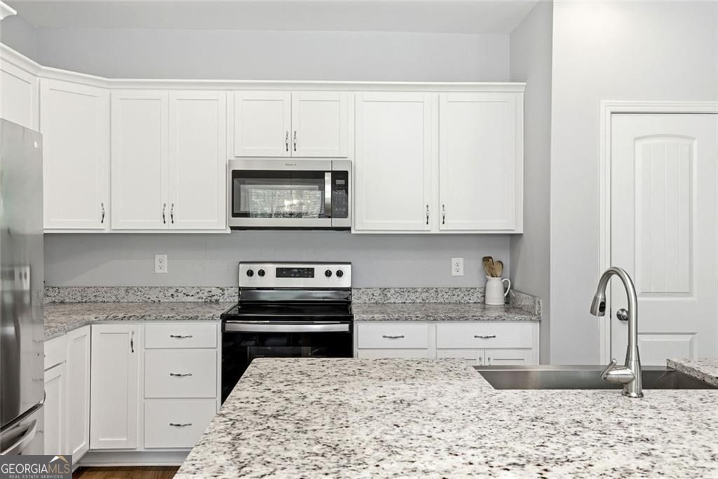 6555 River Station Drive Property Photo 14