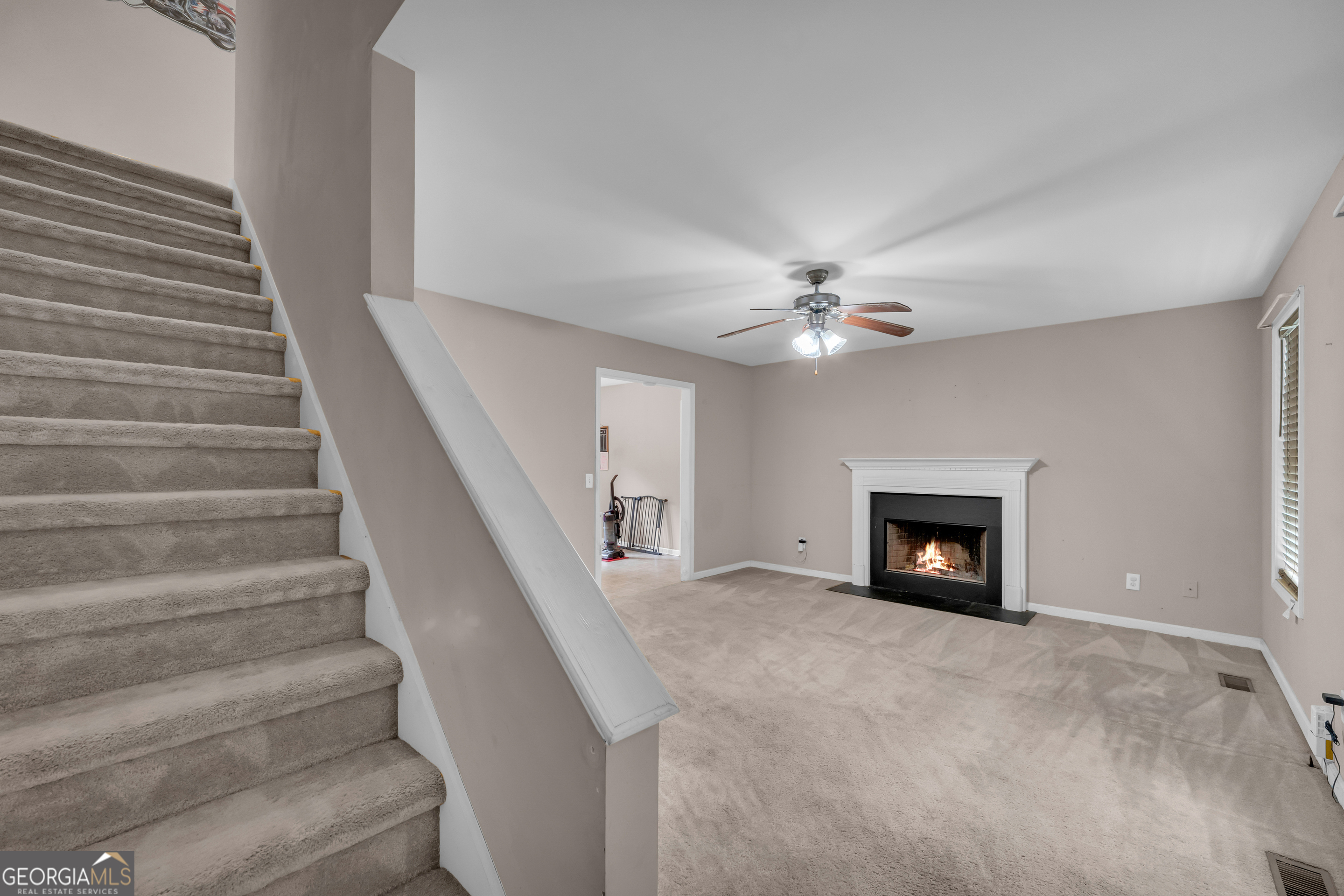 26 Candlestick Drive Property Photo 6