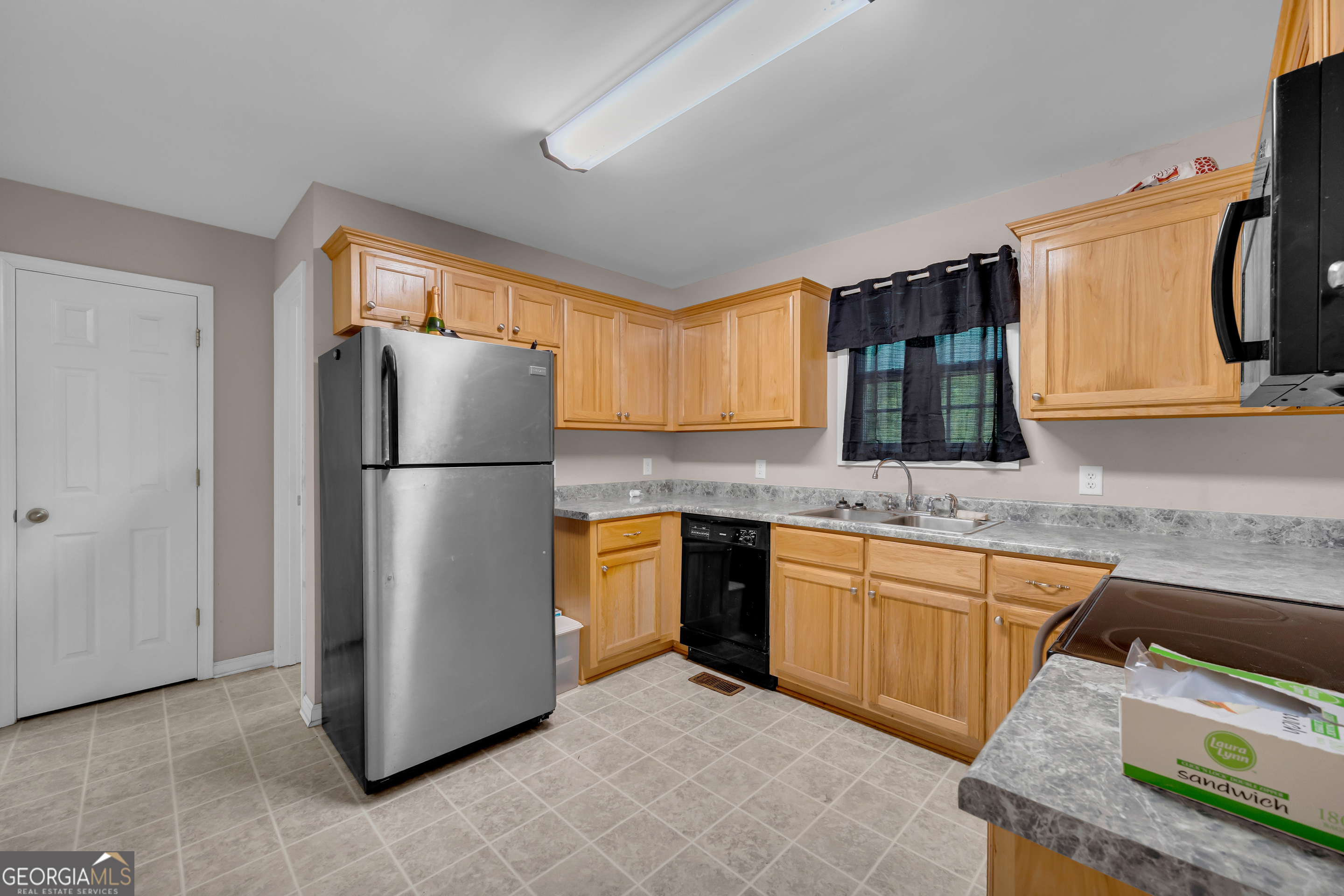 26 Candlestick Drive Property Photo 15
