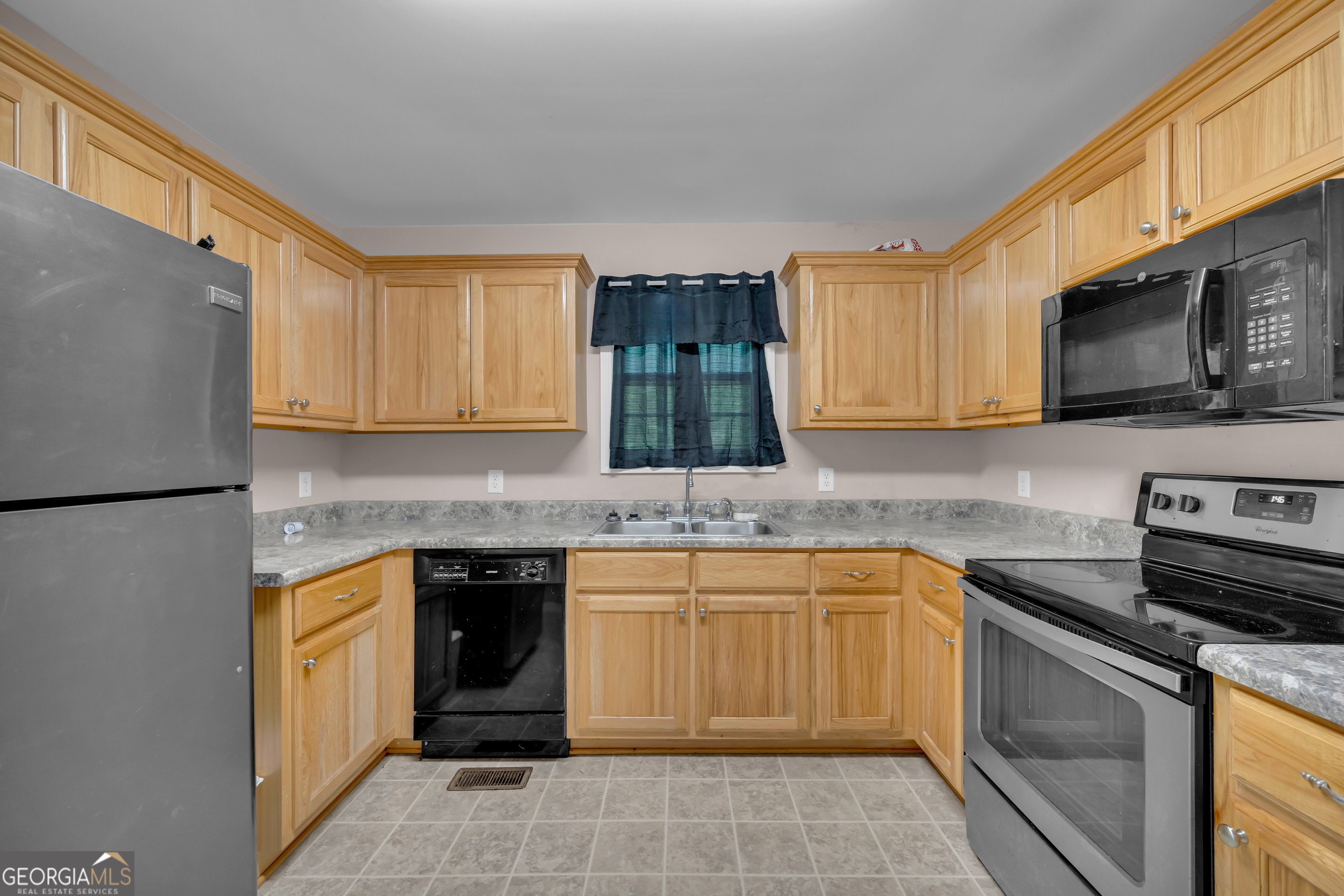26 Candlestick Drive Property Photo 16