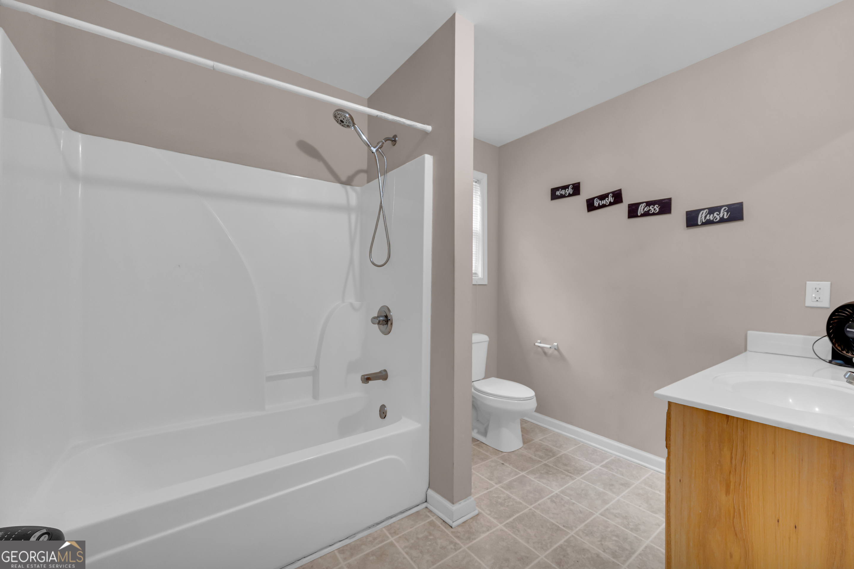 26 Candlestick Drive Property Photo 24