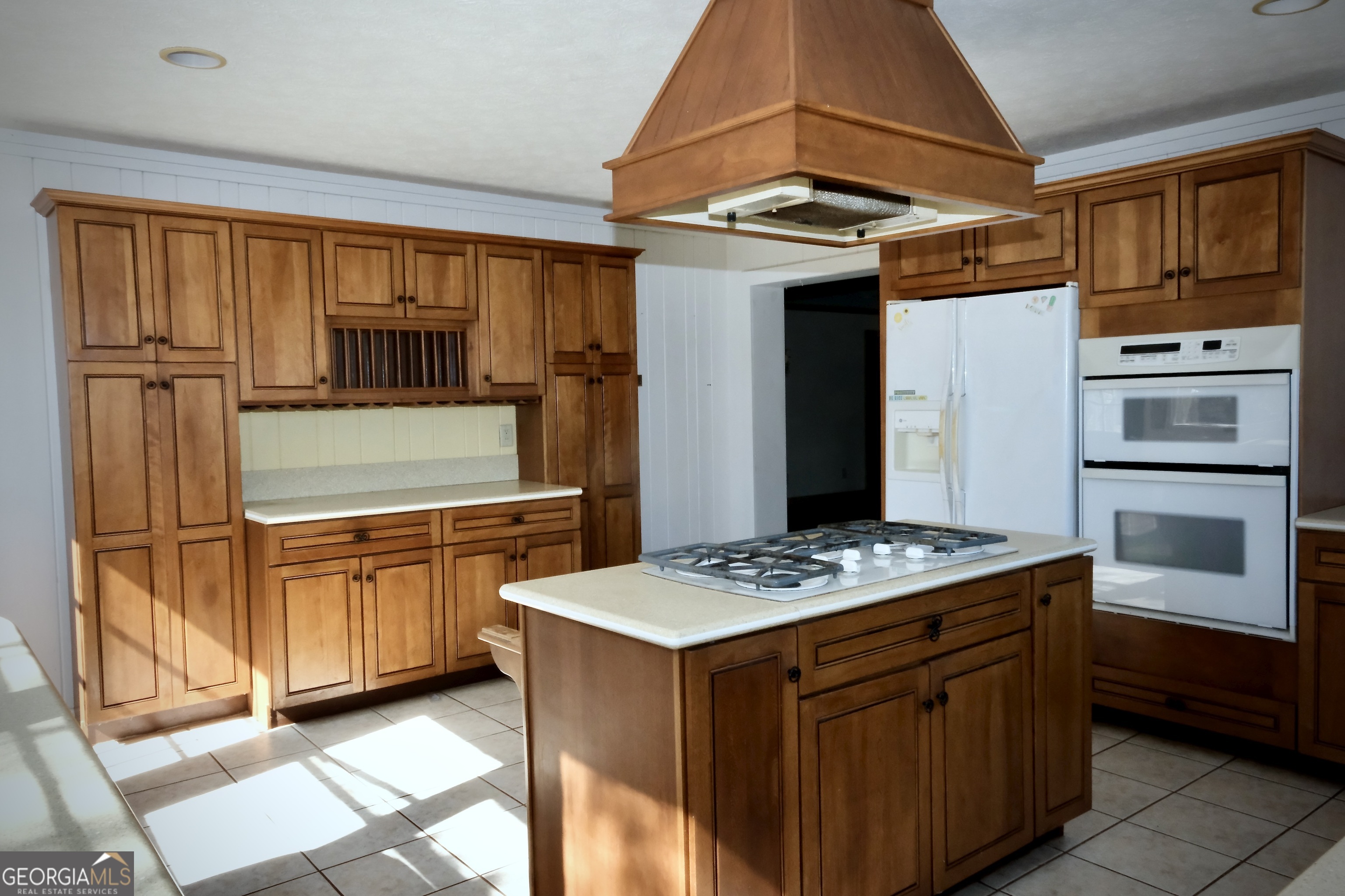 1825 Groaning Rock Road Property Photo 4
