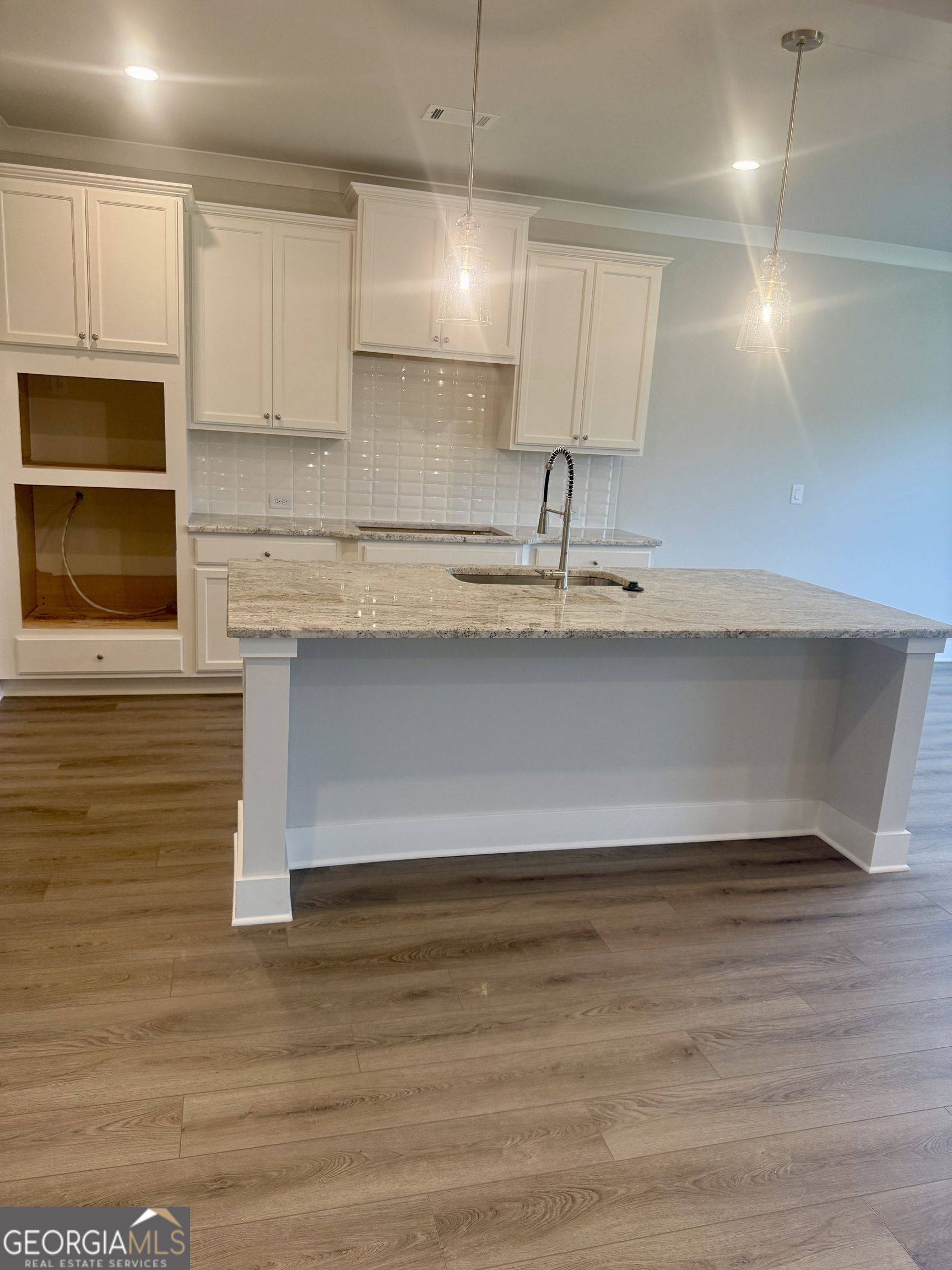104 Chickadee Court Property Photo 12