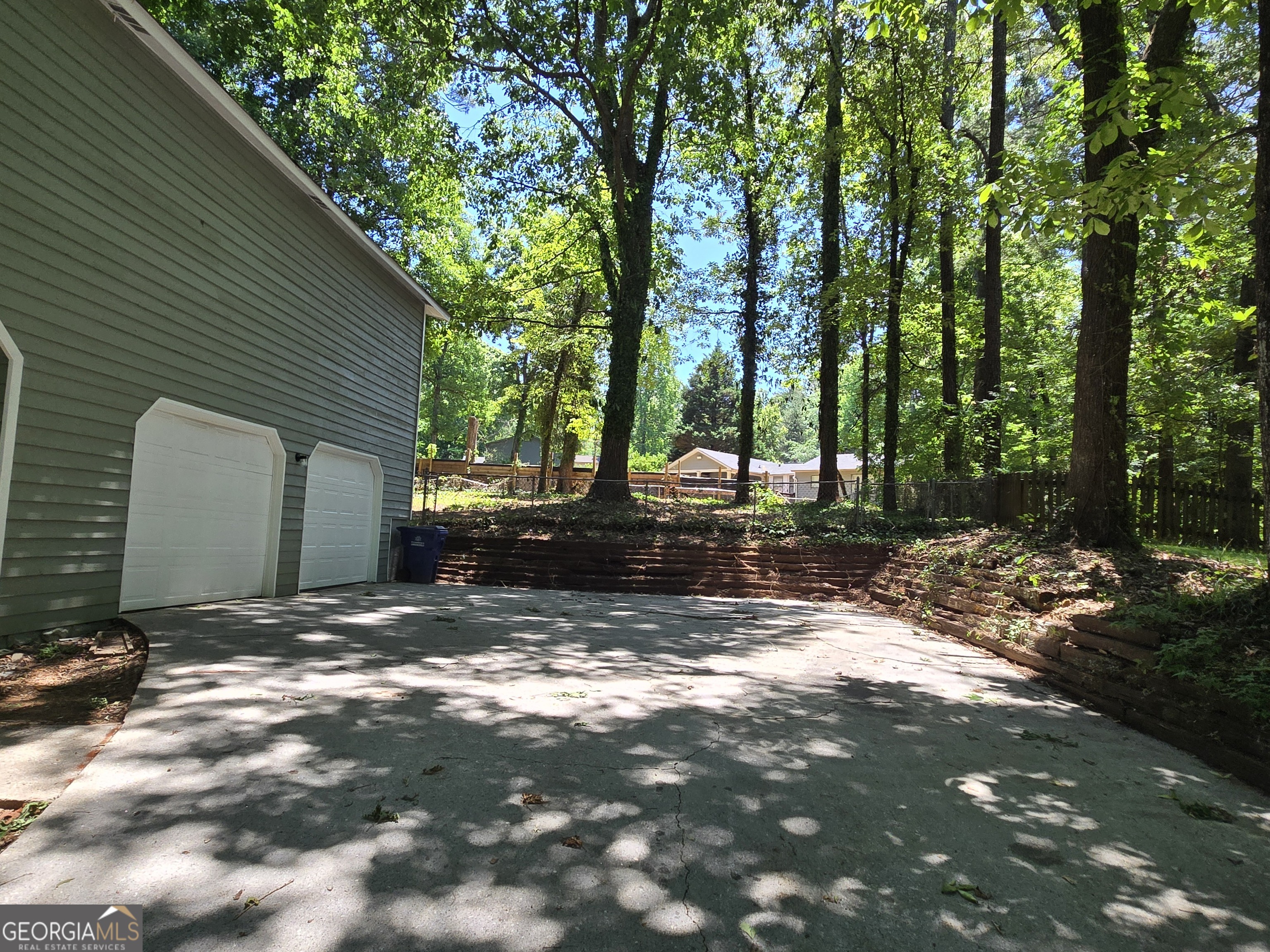 1032 Stone Mill Way Property Photo 3