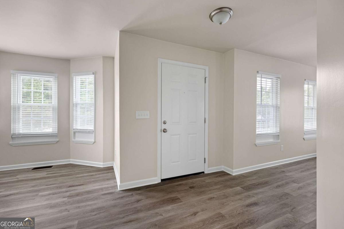 245 Cedars Glen Circle Property Photo 2