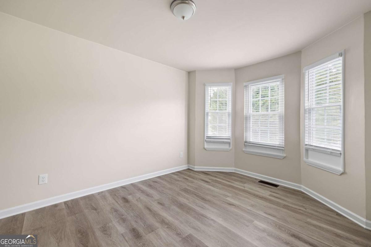 245 Cedars Glen Circle Property Photo 3