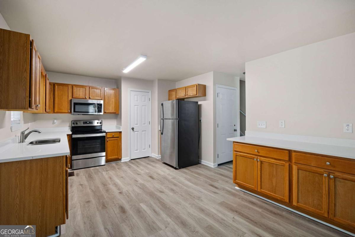 245 Cedars Glen Circle Property Photo 9