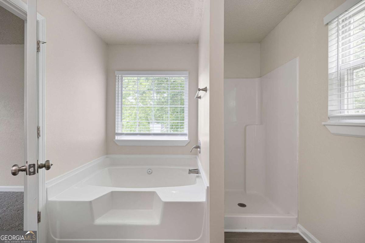 245 Cedars Glen Circle Property Photo 17