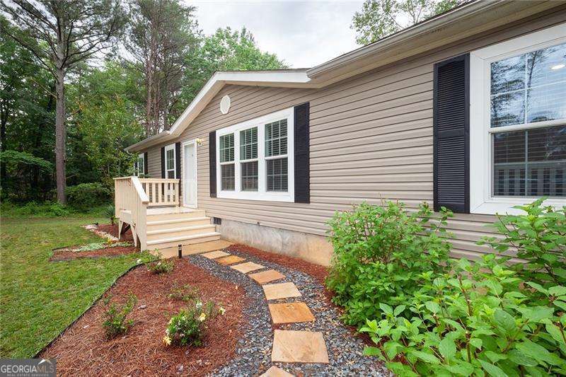 10849 Fairmount Highway Property Photo 1
