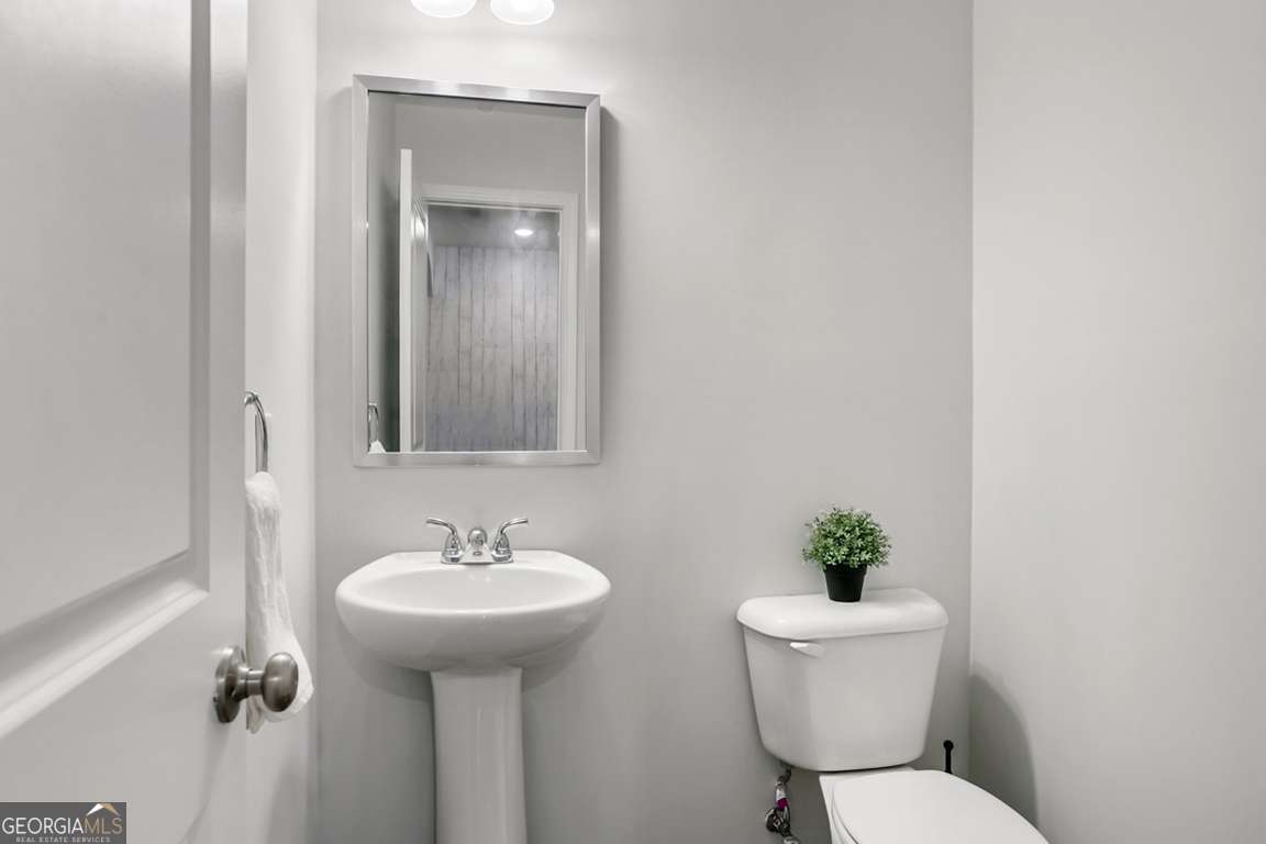 1136 Wilkins Road Property Photo 9