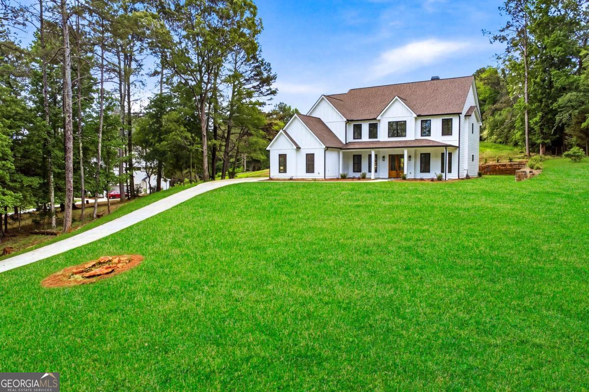 426 Stock Gap Road Property Photo 1