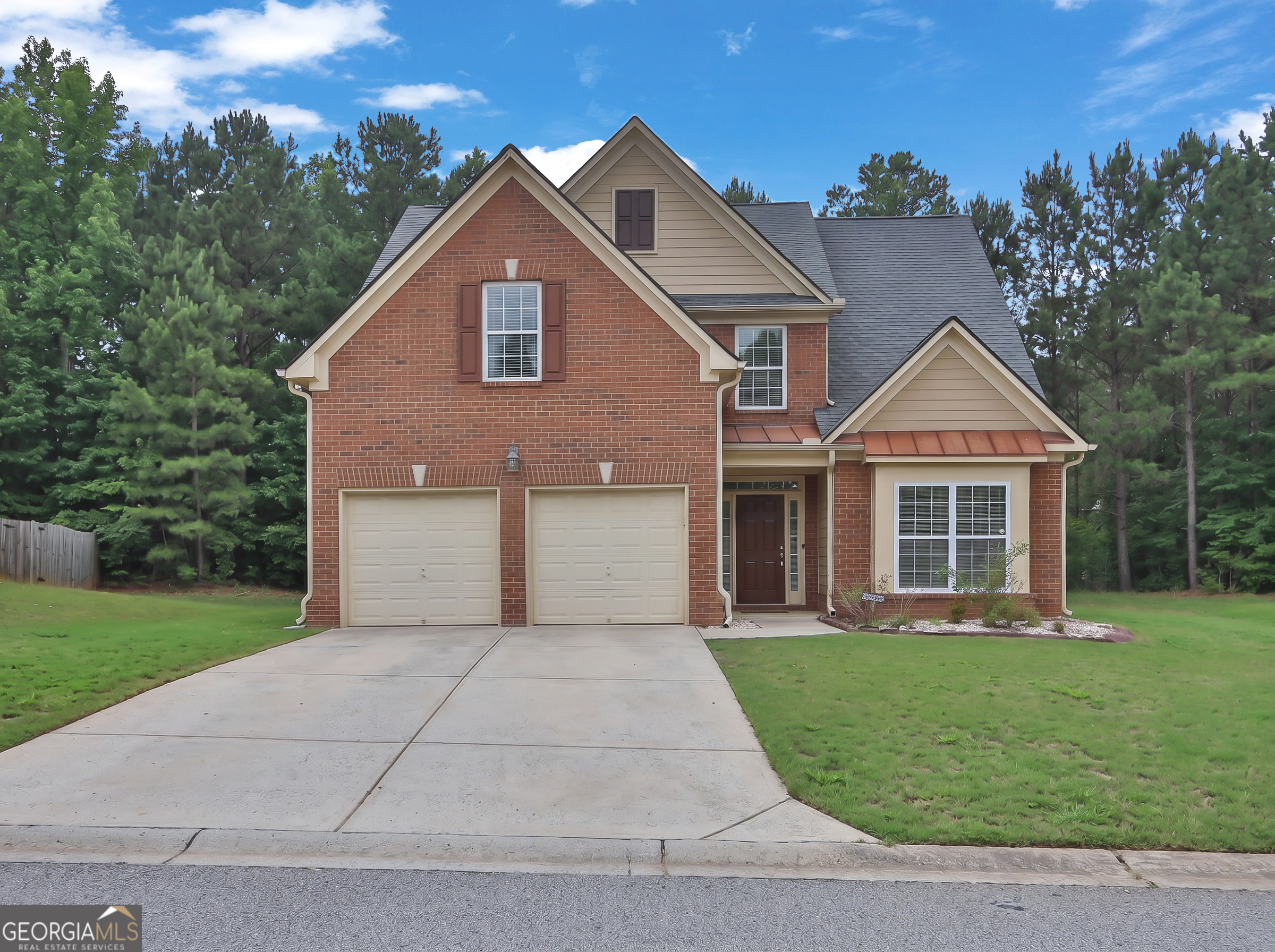 660 Simonton Crest Drive Property Photo 1