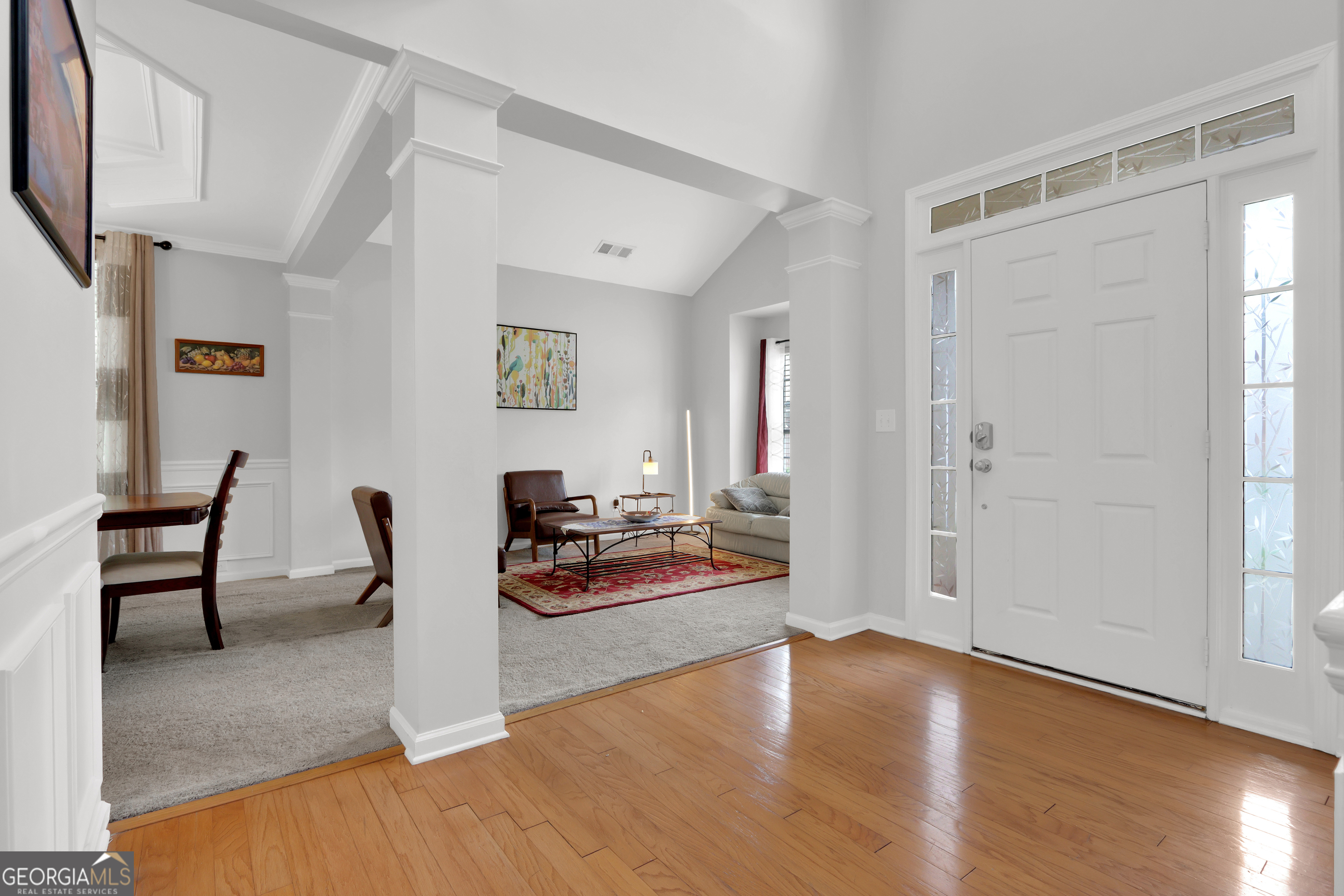 660 Simonton Crest Drive Property Photo 3