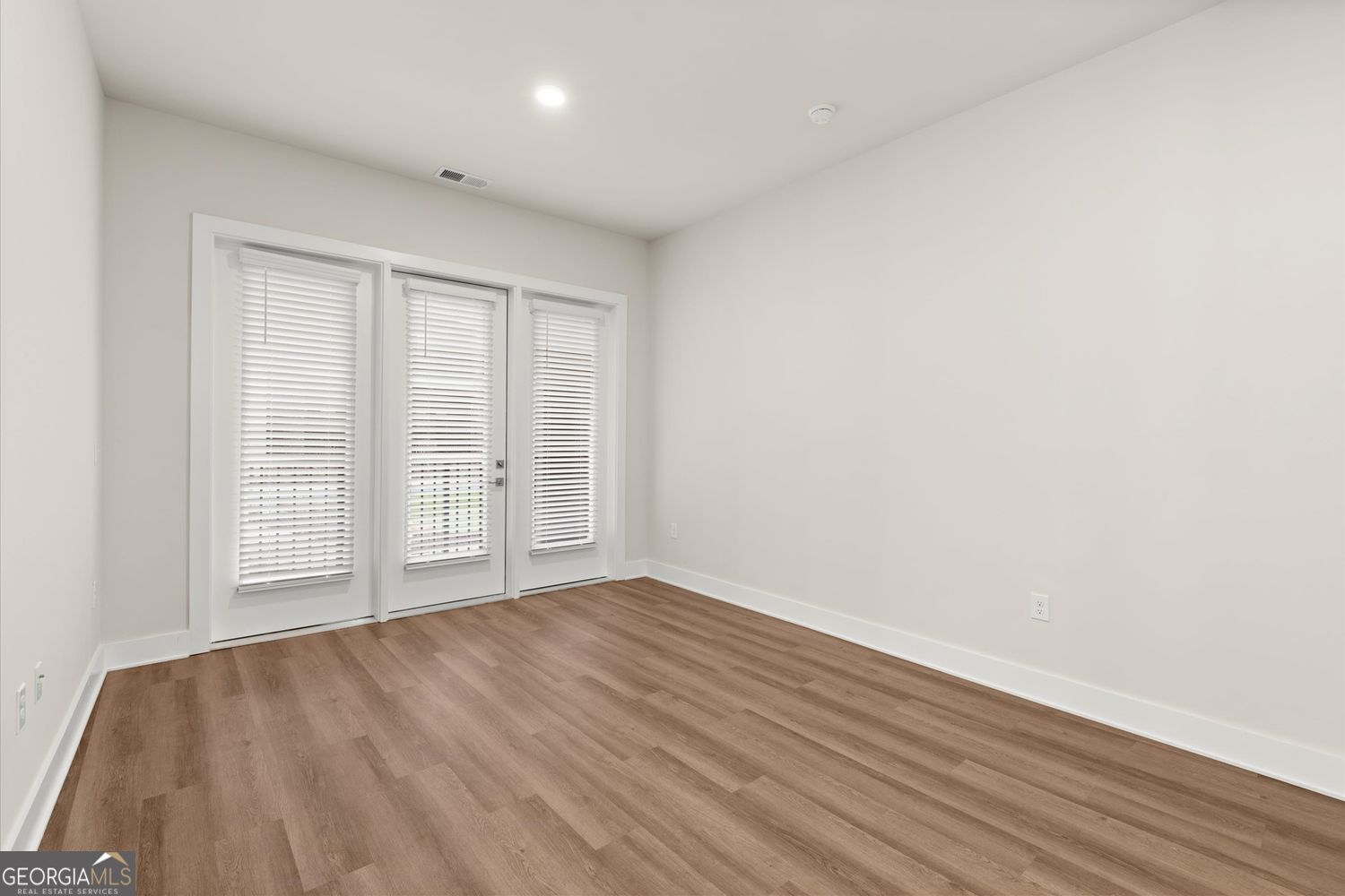 2648 Sandy Plains Road # 217 Property Photo 10