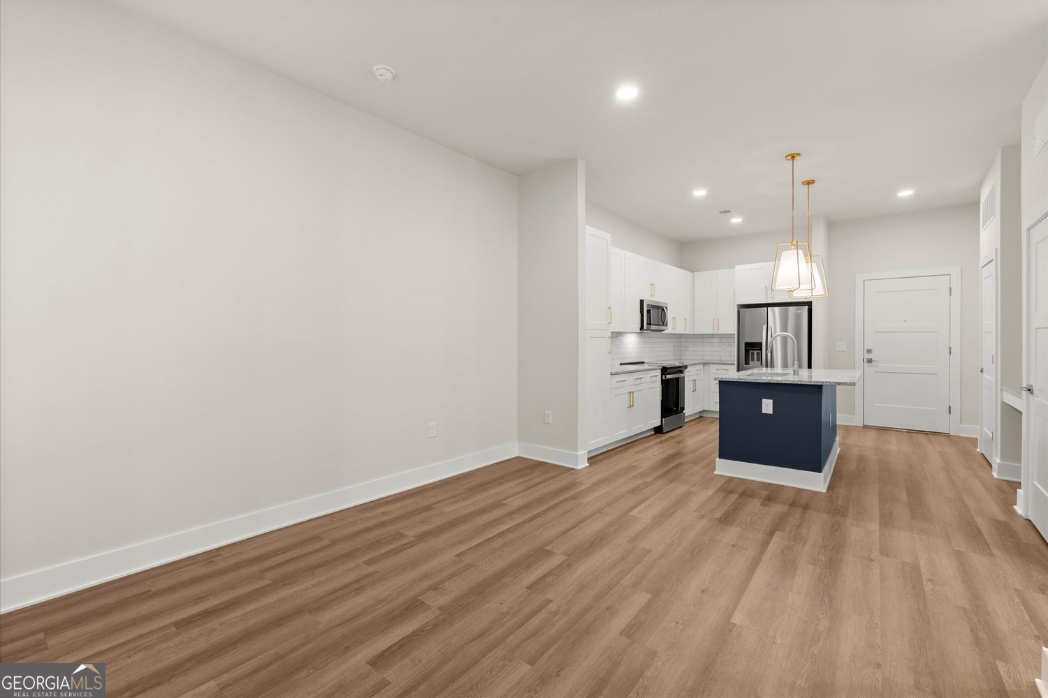 2648 Sandy Plains Road # 217 Property Photo 11