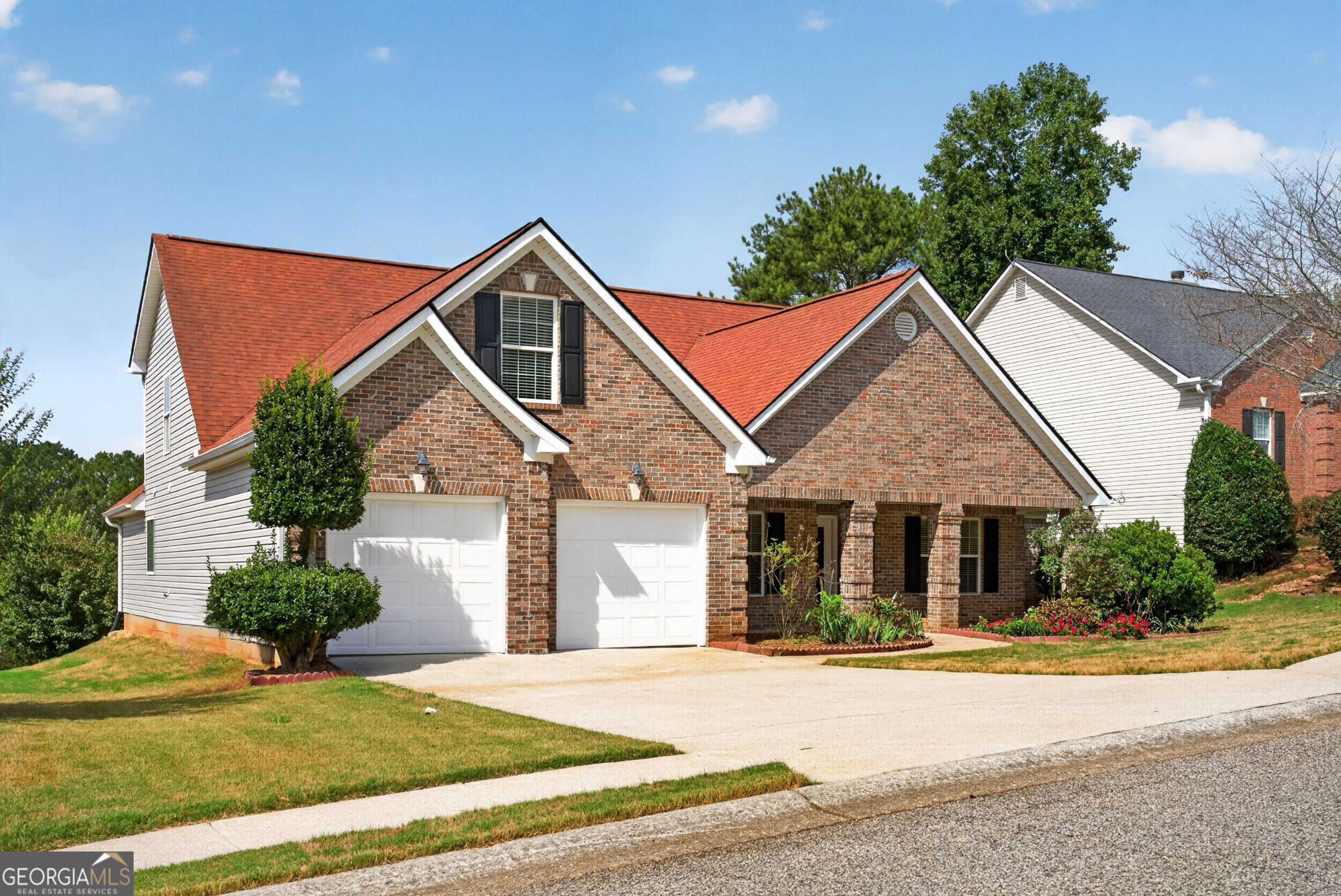 241 Red Bud Road Property Photo 4
