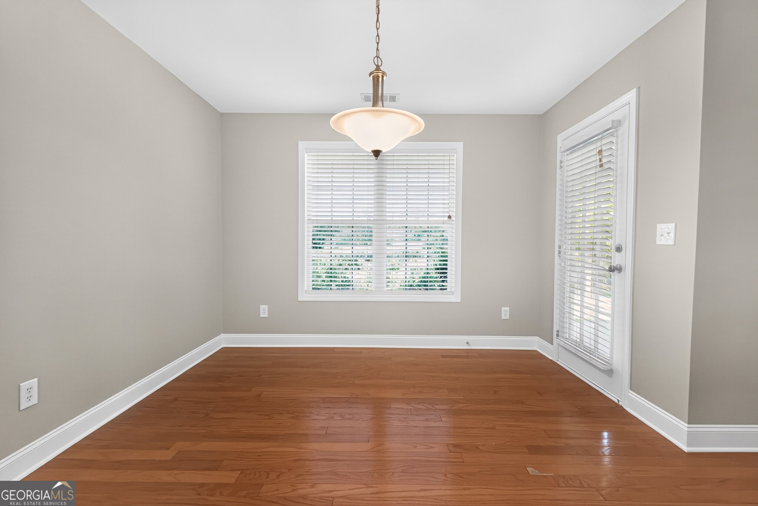 241 Red Bud Road Property Photo 12