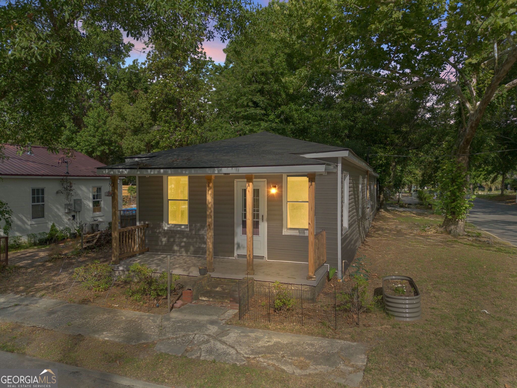 1701 Grove Street Property Photo 1