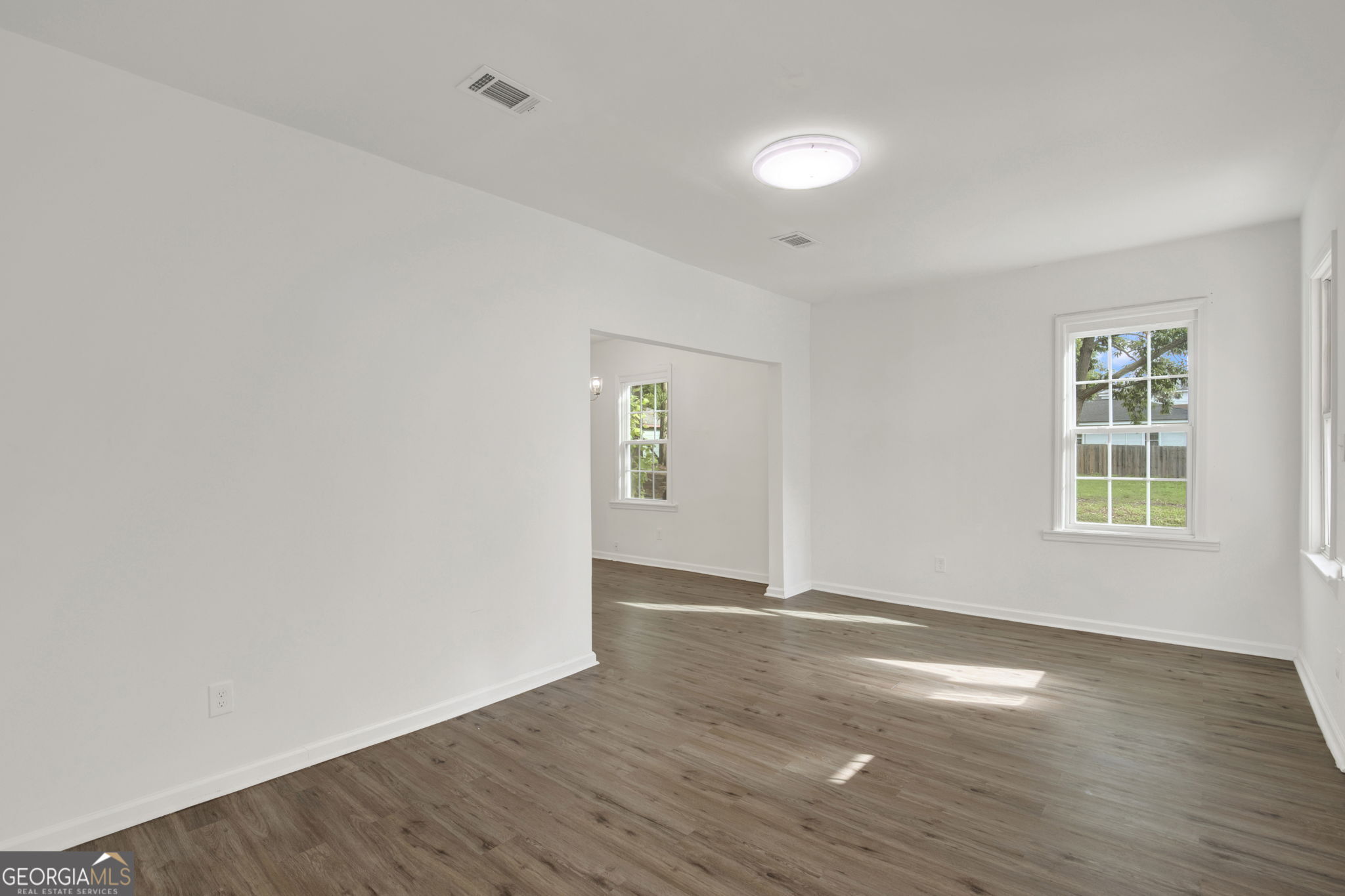 1701 Grove Street Property Photo 8