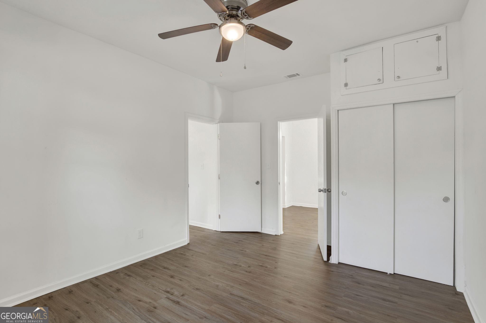 1701 Grove Street Property Photo 16