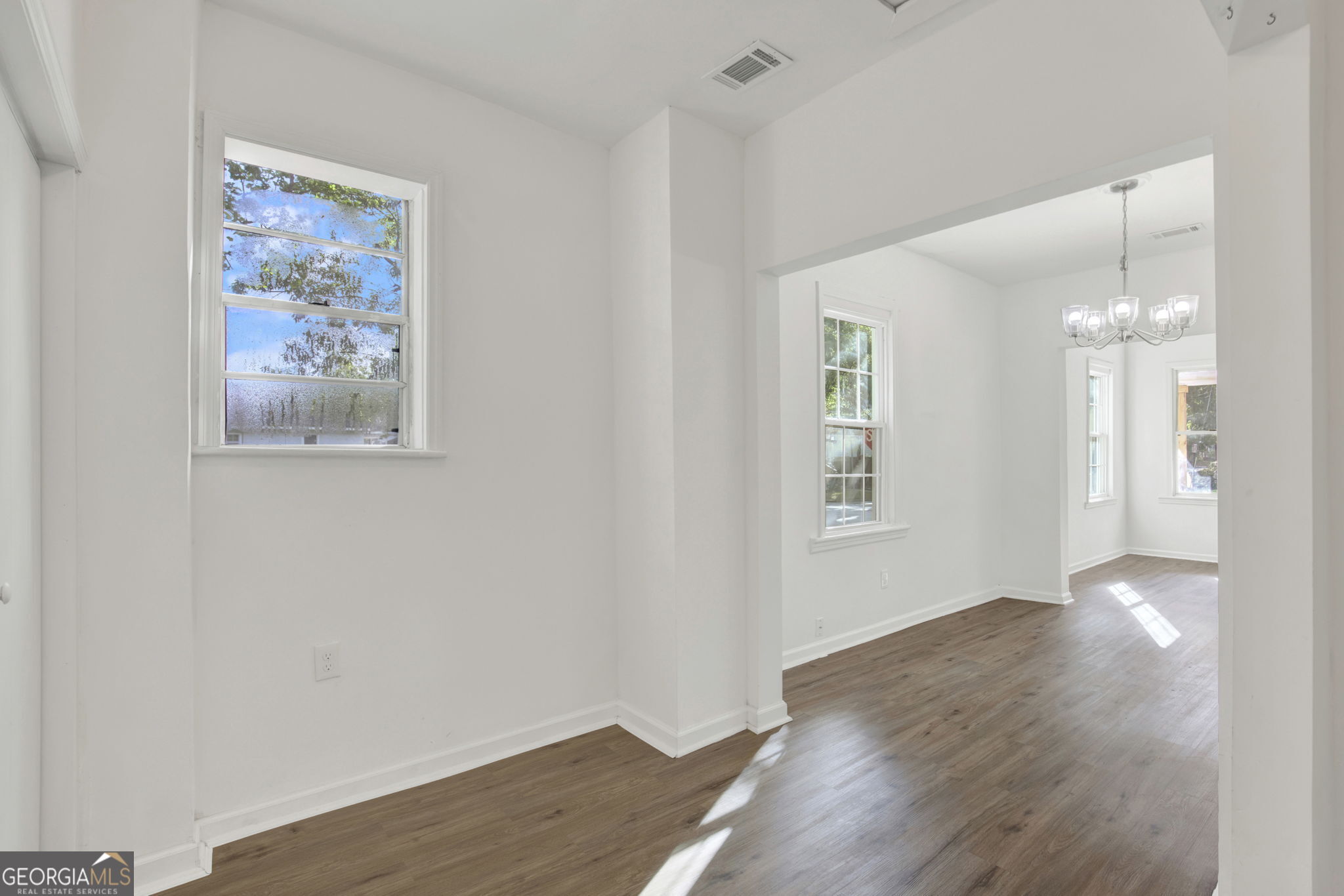 1701 Grove Street Property Photo 22