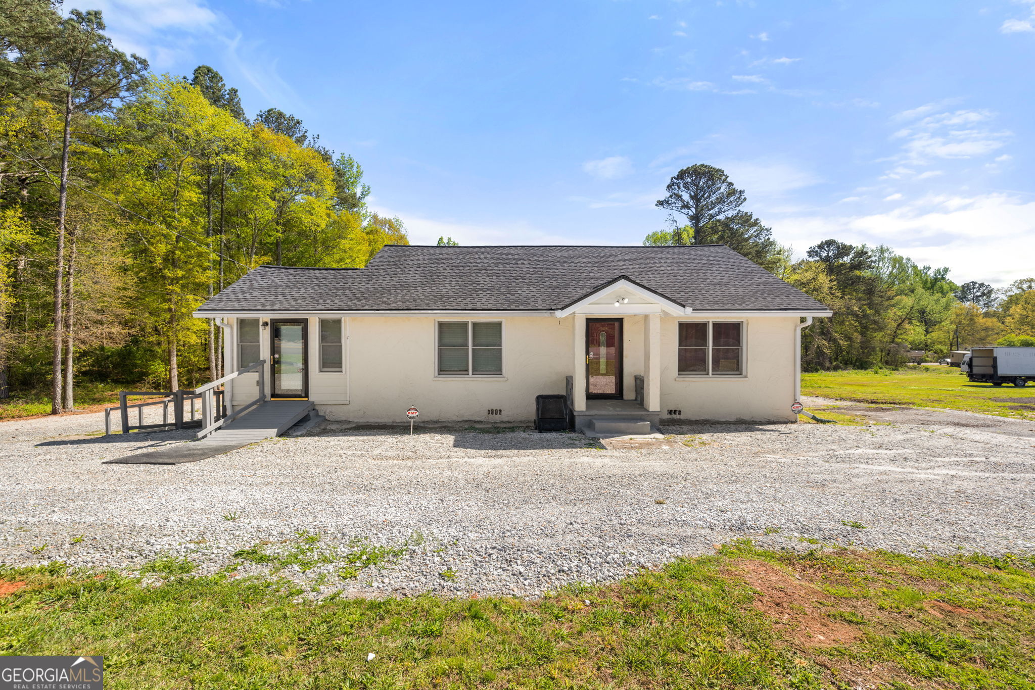 4297 N Henry Boulevard Property Photo 1