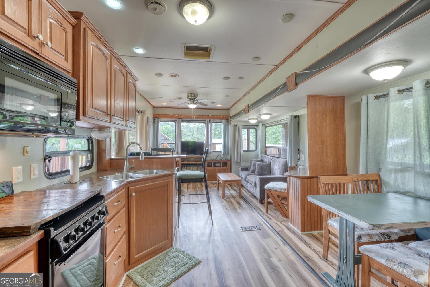 568 Parks Road Property Photo 3
