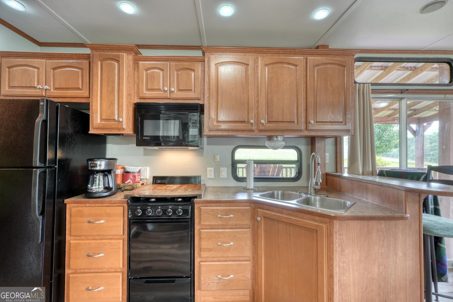 568 Parks Road Property Photo 12